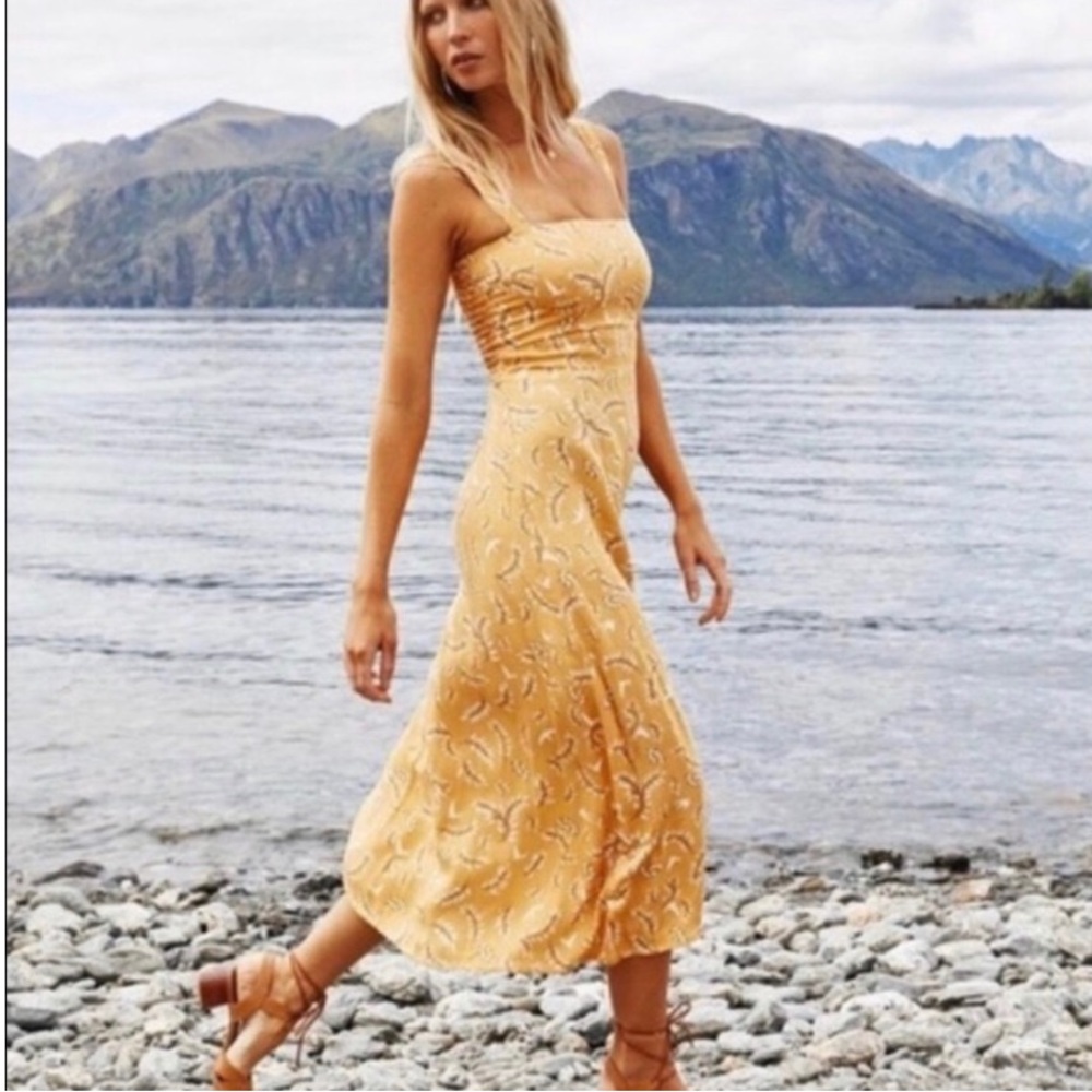 Anthropologie beachgold Riley MIDI Springtime Saffron Dress